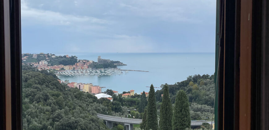 Collina Lerici – 5 vani con stupenda vista mare